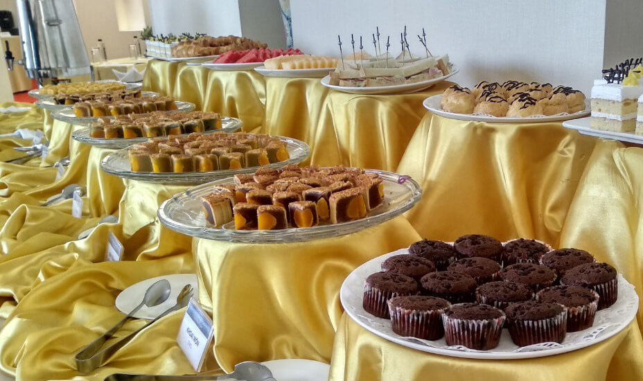 Miếng bánh trung thu khách sạn Hà Nội